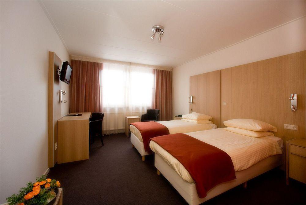 Hotel Restaurant Ruimzicht Zeddam Ngoại thất bức ảnh
