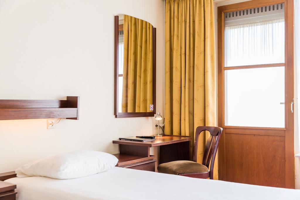 Hotel Restaurant Ruimzicht Zeddam Ngoại thất bức ảnh